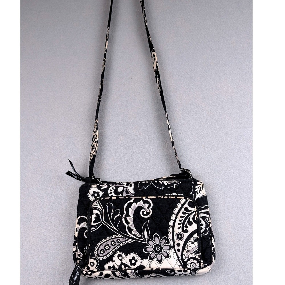 Vera Bradley Black White Paisley Quilted Cotton Crossbody Bag Purse Floral 0127